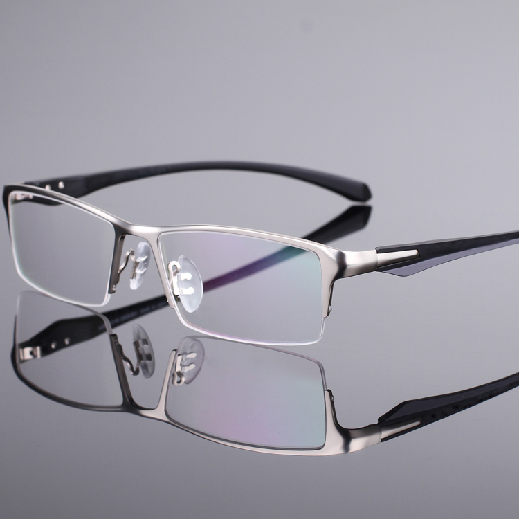 丹阳眼镜选购指南 半框纯钛眼镜，守护男士视界，兼顾电脑防辐射与老花需求